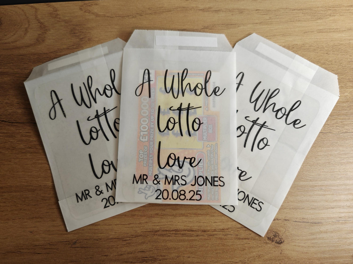 Scratch card holder wedding favours - glassine bags