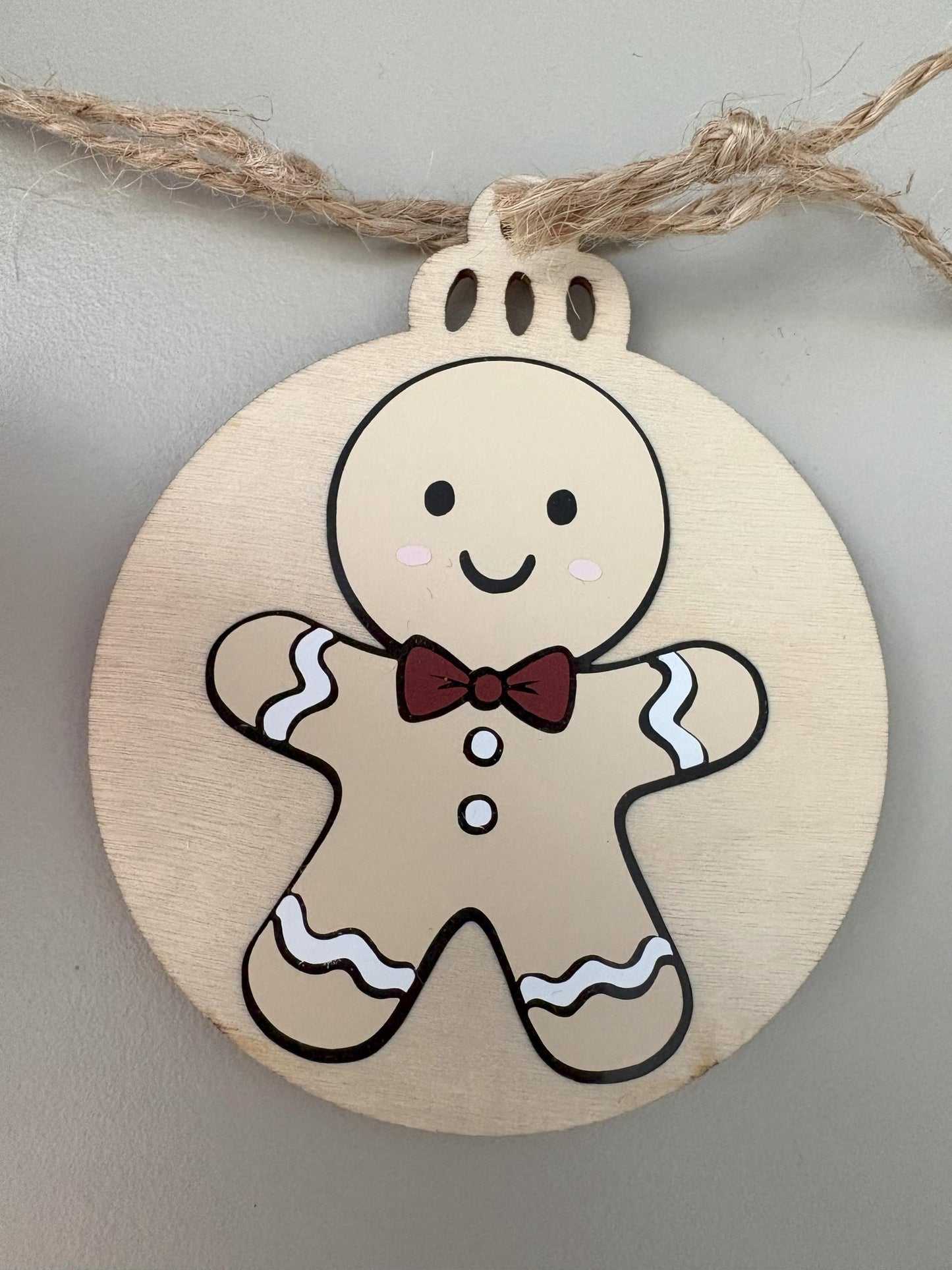 Wooden 8.5cm Christmas Bauble Set